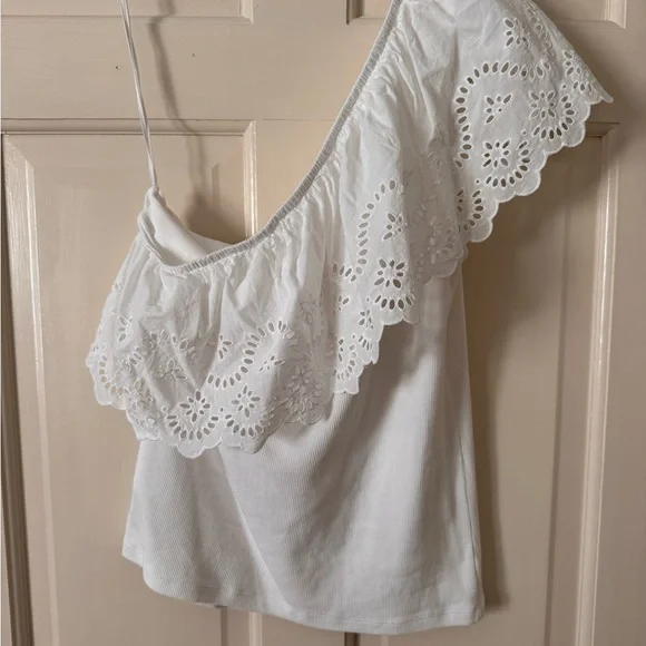 Old Navy One-Shoulder Eyelet Ruffle Top – Size Large - Picture 1 of 3